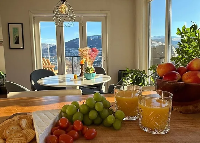 Hilltop House In Apartamento Voss